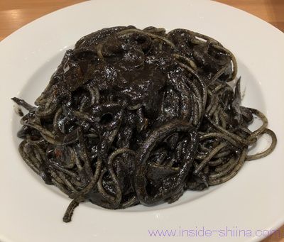 カプリチョーザ イカスミスパゲティ