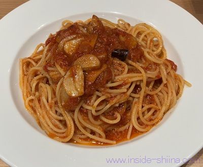 カプリチョーザ トマトとニンニクのパスタ