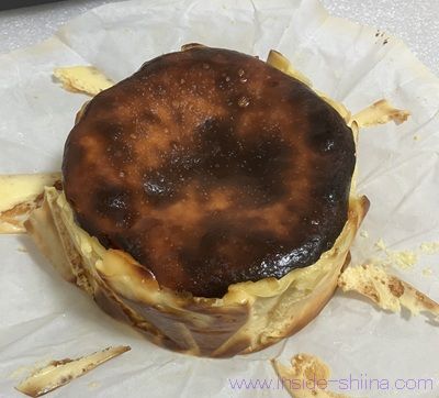 真っ黒バスクチーズケーキはうまい?まずい?味の感想(口コミ)は!