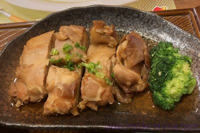ガスト 鶏もも肉の照り煮和膳<広東風>のカロリーと糖質