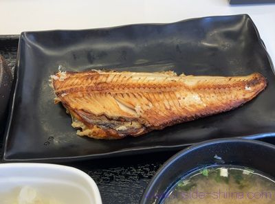吉野家 牛ほっけ定食のカロリーと糖質