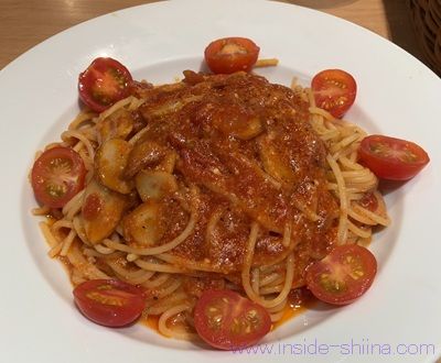 カプリチョーザ トマトとニンニク