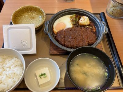 やよい軒 味噌かつ煮定食