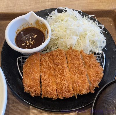松のや 味噌ロースかつ定食のカロリーと糖質