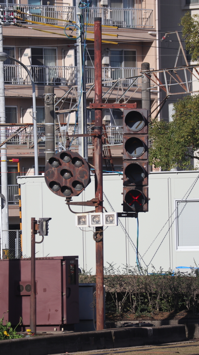 鹿児島市電 鹿児島駅前の中継信号機のハナシ - Interlocking's blog