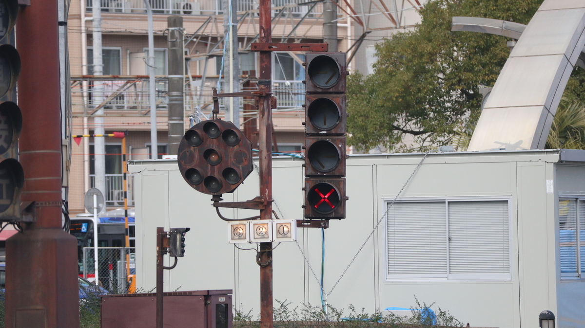 鹿児島市電 鹿児島駅前の中継信号機のハナシ - Interlocking's blog