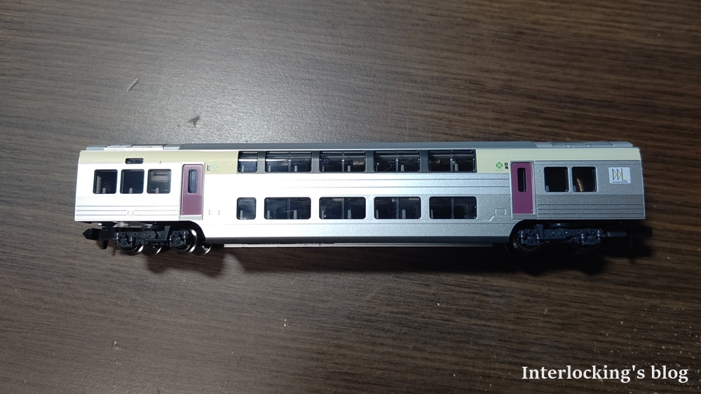 TOMIX 215系にグランライト室内灯を取り付ける - Interlocking's blog