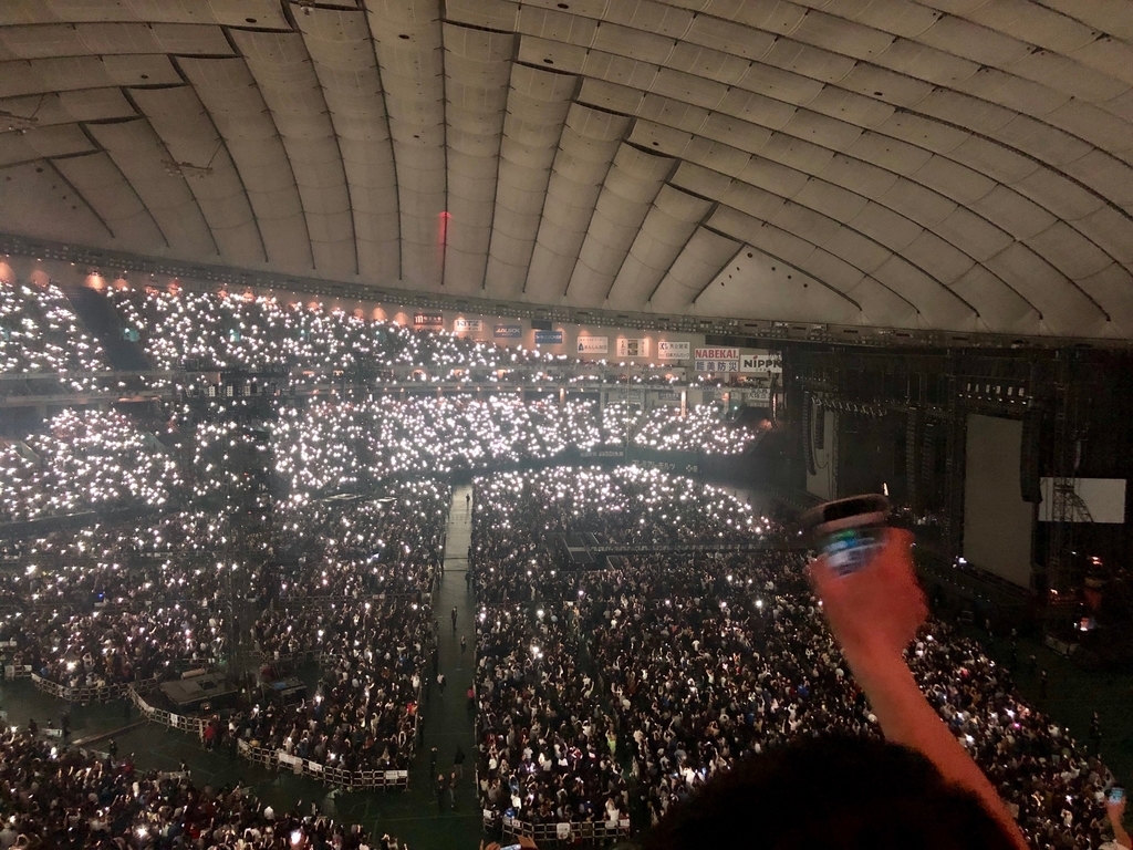 Maroon5 マルーン5 Red Pill Blues In Tokyo Dome セトリとあの名曲が歌われたワケ 東京ドームがファンの力で星空に Ippin