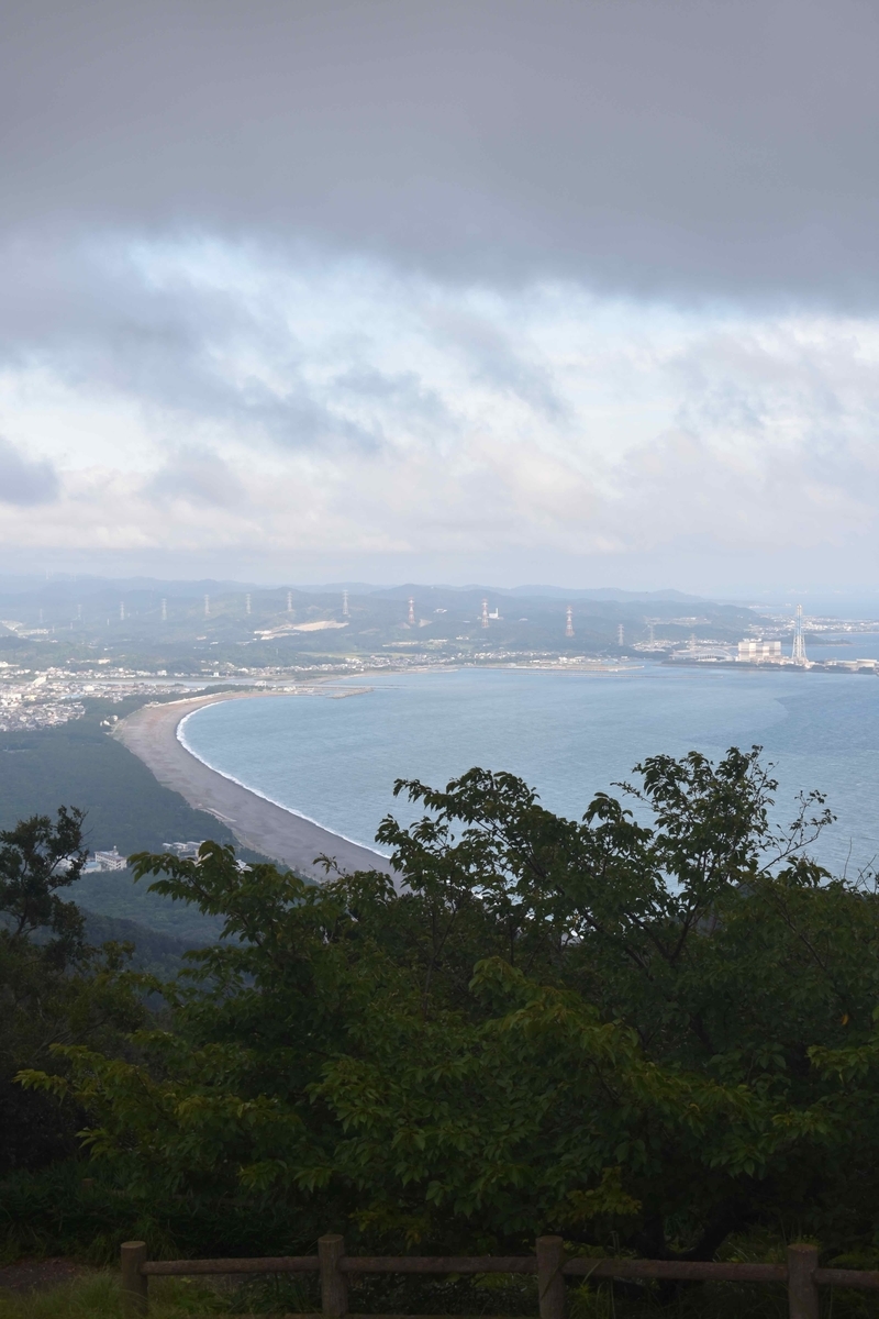 和歌山県美浜町の西山から煙樹ヶ浜や御坊を見渡す風景