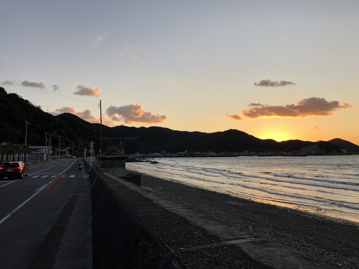 産湯海水浴場の夕方
