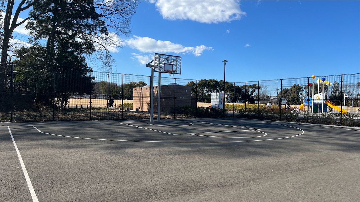 88 TADAO SPORTS PARK / 忠生スポーツ公園 - JAPAN OUTDOOR HOOPS