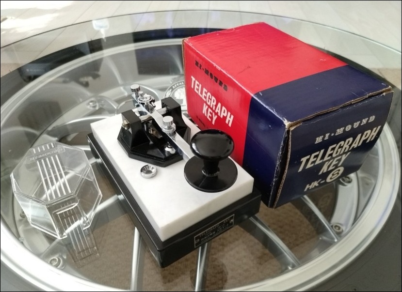 m*3様 HI-MOUND テレグラフキー HK-808 防衛庁指定名称NKY- 生産終了・完売】HK-808 （HK808） ハイモンド 電鍵 防衛庁指定名称