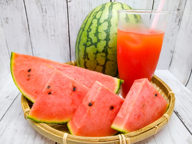 夏バテ対策 食べ物ー夏はやっぱり最強のすいか