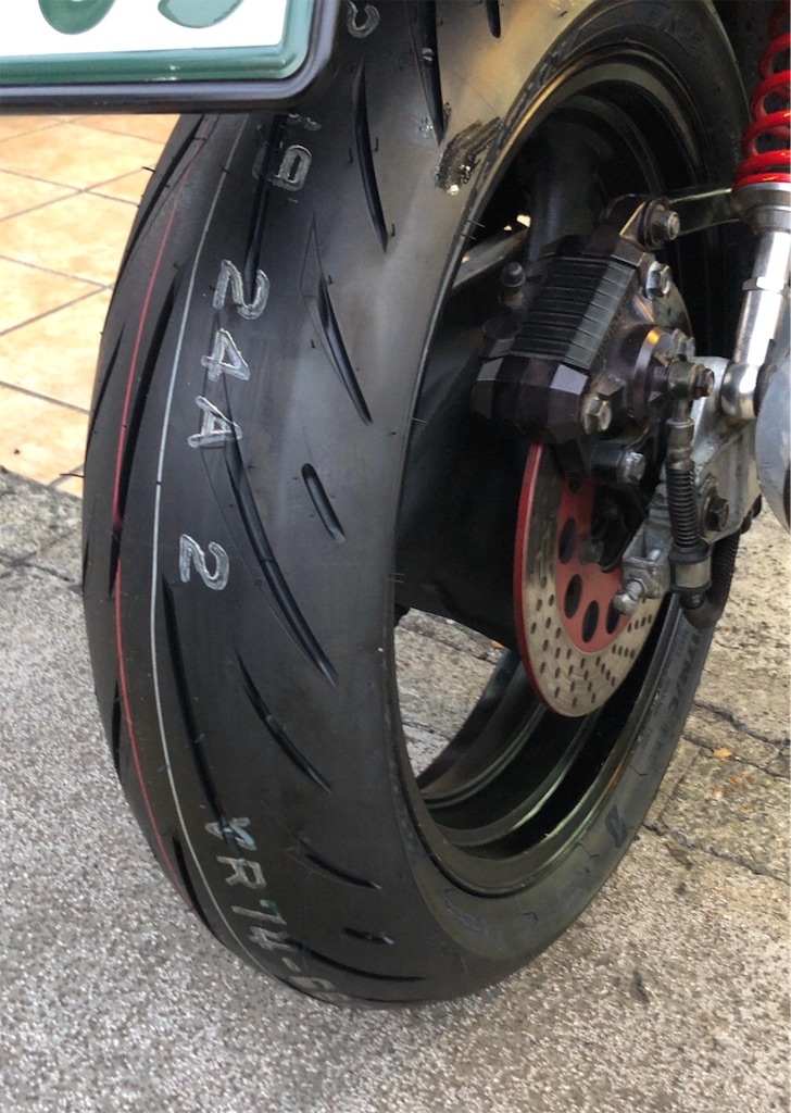 ダンロップ GPR300 ツーリングタイヤ 2021年製造 Kiss【新車外し