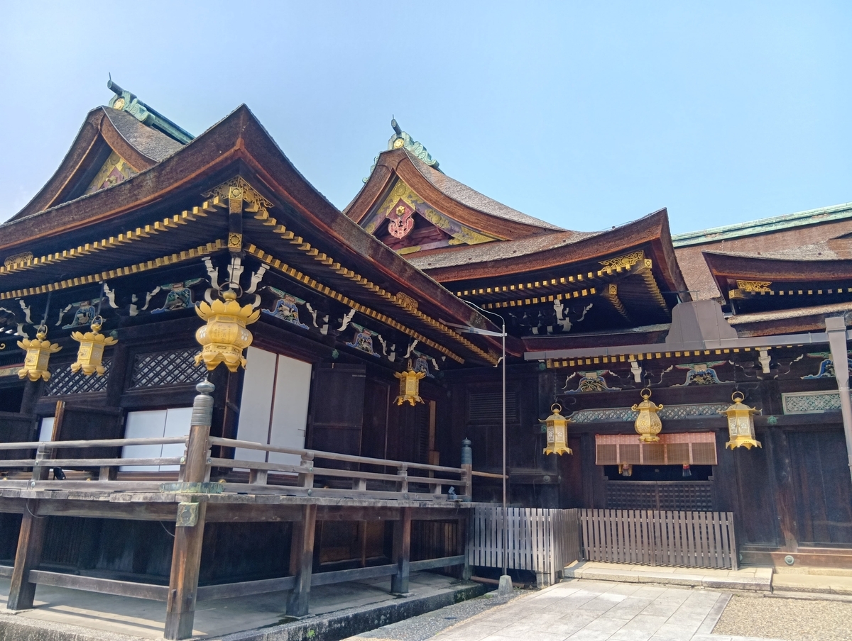 The side of Honden of Kitano Tenmangu shrine