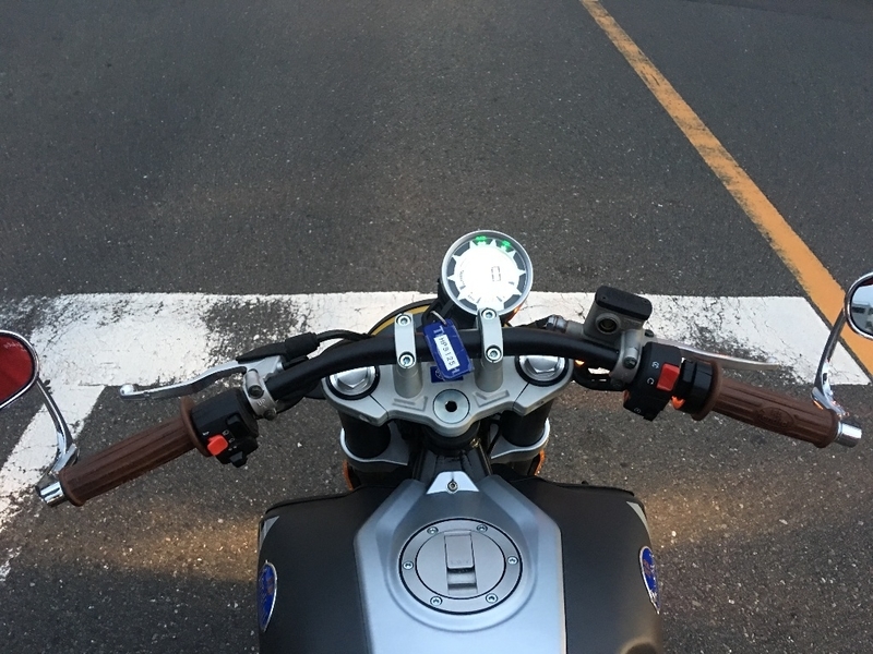 アプリリアcr150 インプレッション いやhps125 Fbモンディアルですよ ビルの谷間で暮らす 田舎の原付野郎