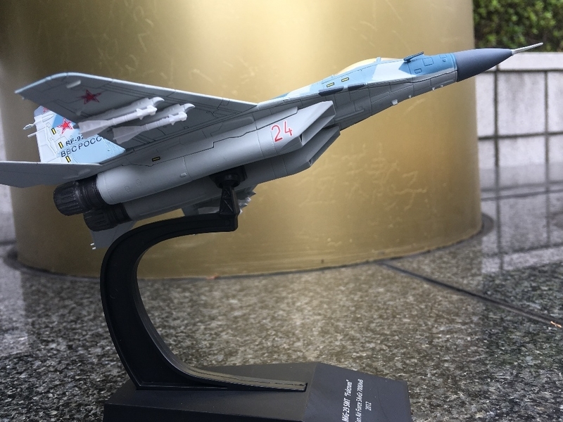 レビュー エアファイター コレクション ミグ29その2 - ビルの谷間で暮らす、田舎の原付野郎