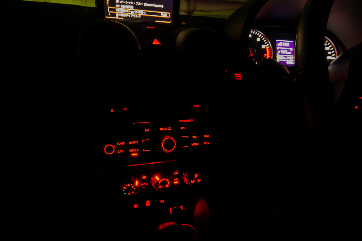 Audi A1の車内イルミネーション Monologue Of Spend My Spare Time Audi A1の車内イルミネーション Monologue Of Spend My Spare Time