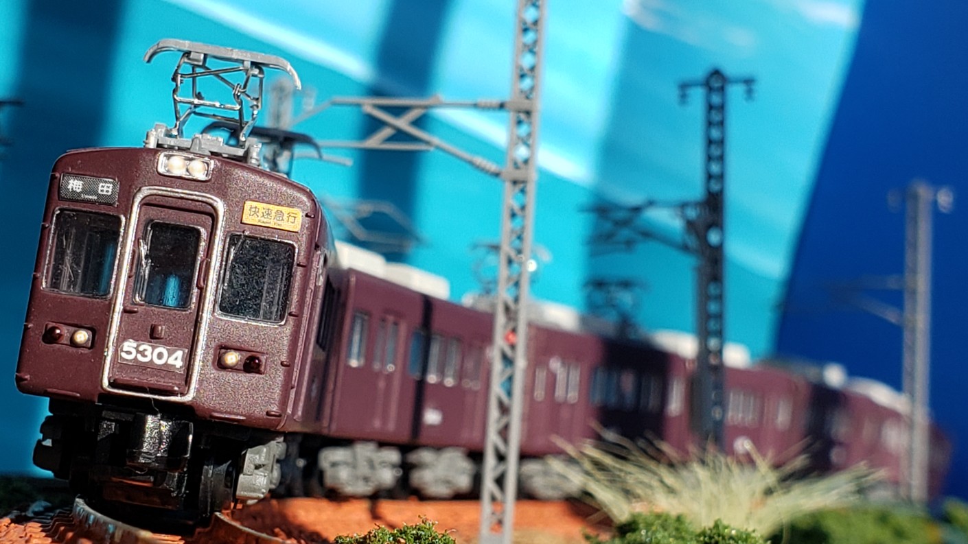 Bトレで再現 153列車「フルマルーンの快速急行」 - よっぴーの