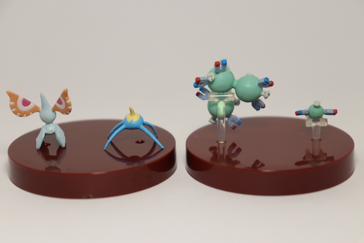 レア　ポケモン　ポケットモンスター　図鑑コレクション 新品⭐️ ポケモン図鑑XY 本体 ポケットモンスター 廃盤 レア
