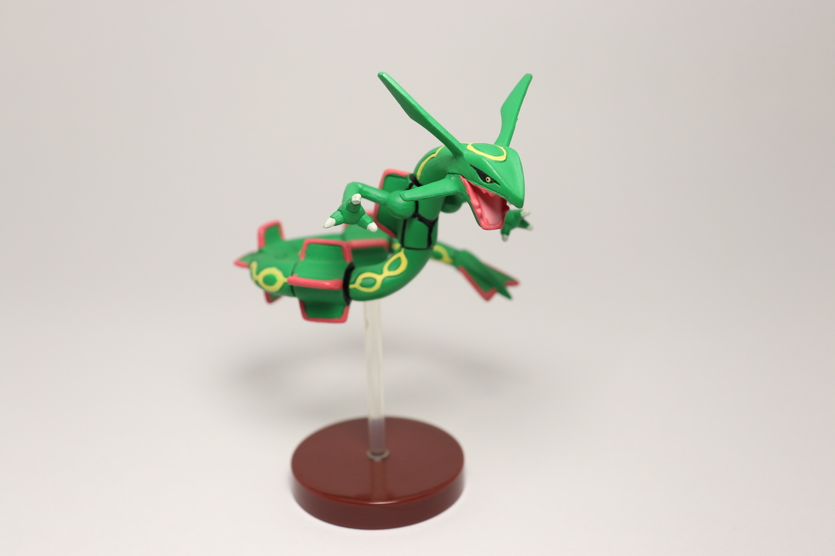 トミー 立体ポケモン図鑑 レックウザ フィギュア 激レア】立体ポケモン図鑑BW4 レックウザ フィギュア - メルカリ