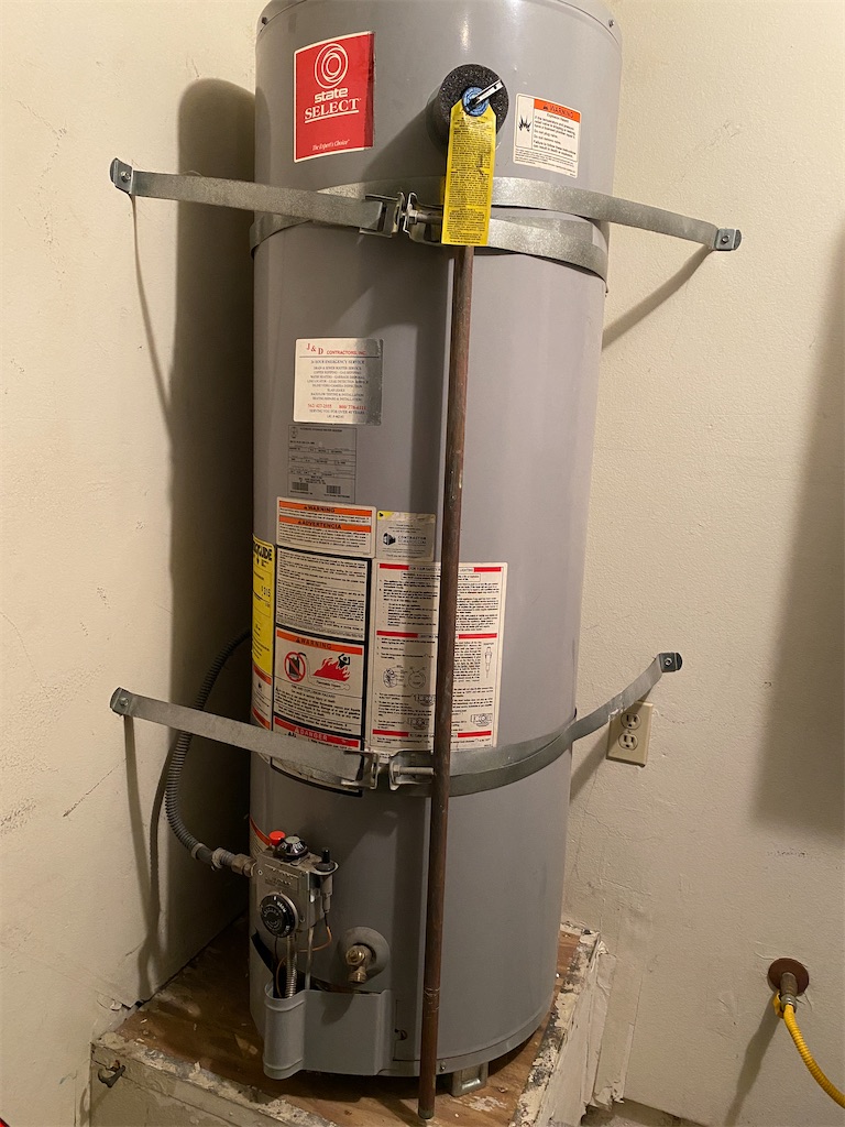 給湯器 お湯が出ない！？給湯器のパイロットランプ確認！ - ケイの
