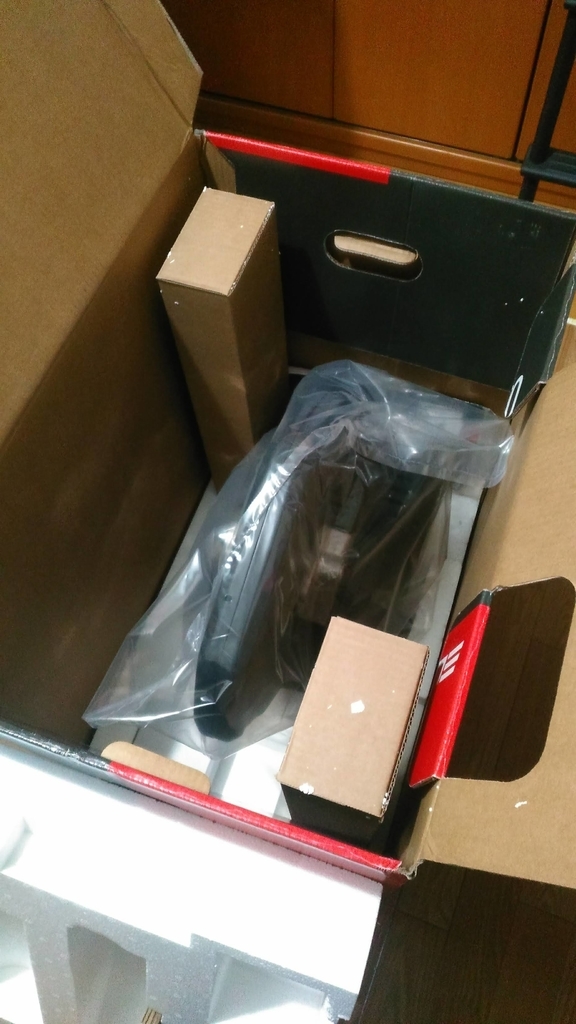 ELITE ローラー台 ホワイト/レッド 取扱説明書付き ELITE ローラー台 ホワイト/レッド 取扱説明書付き