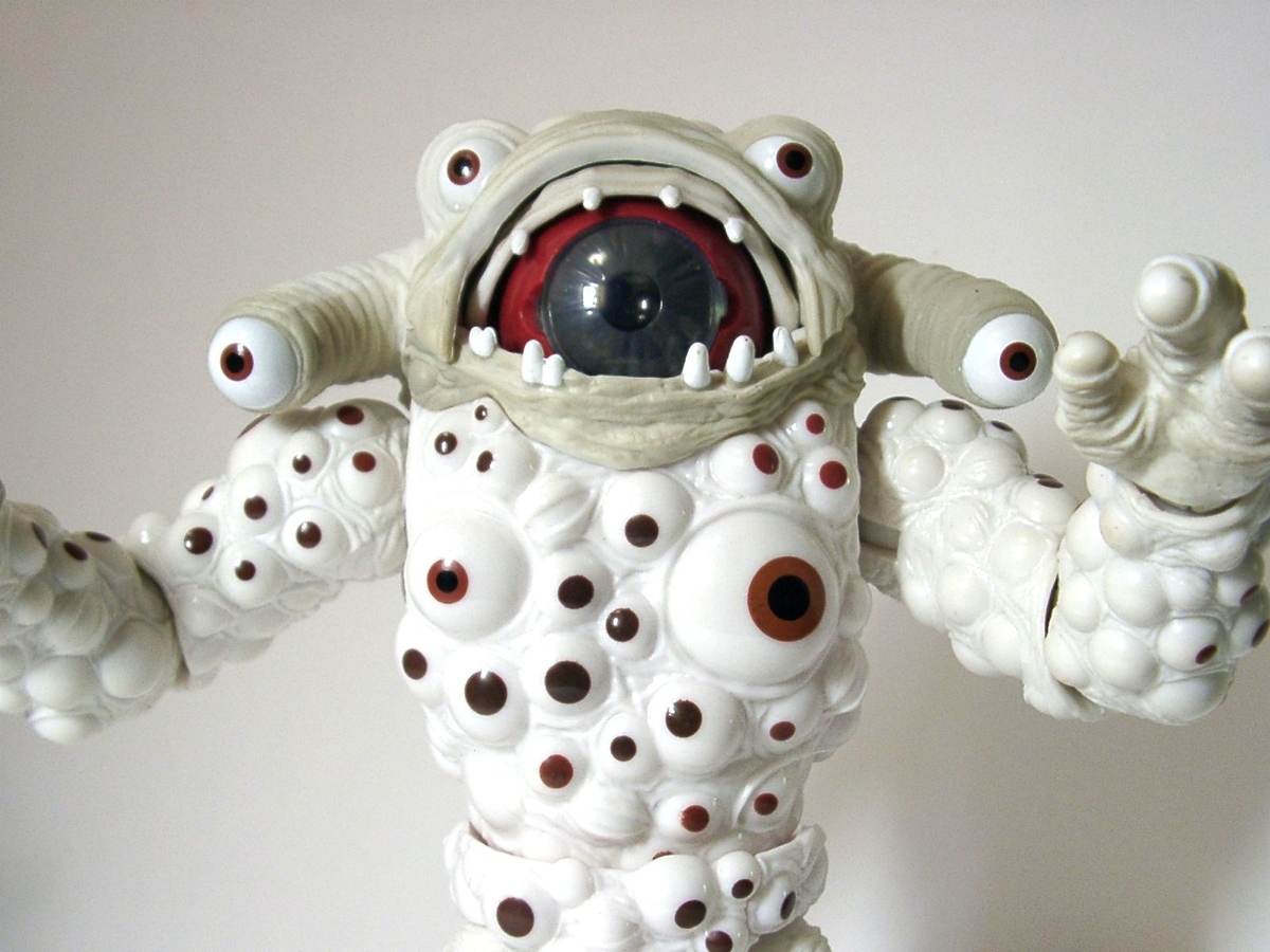 I, Eye Guy - 遊びをせんとや生まれけり
