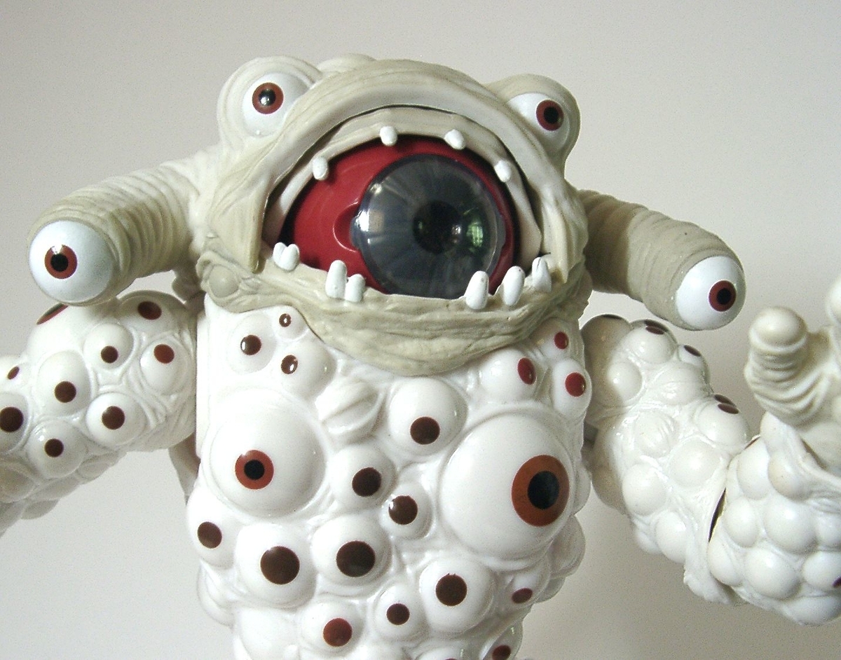 I, Eye Guy - 遊びをせんとや生まれけり