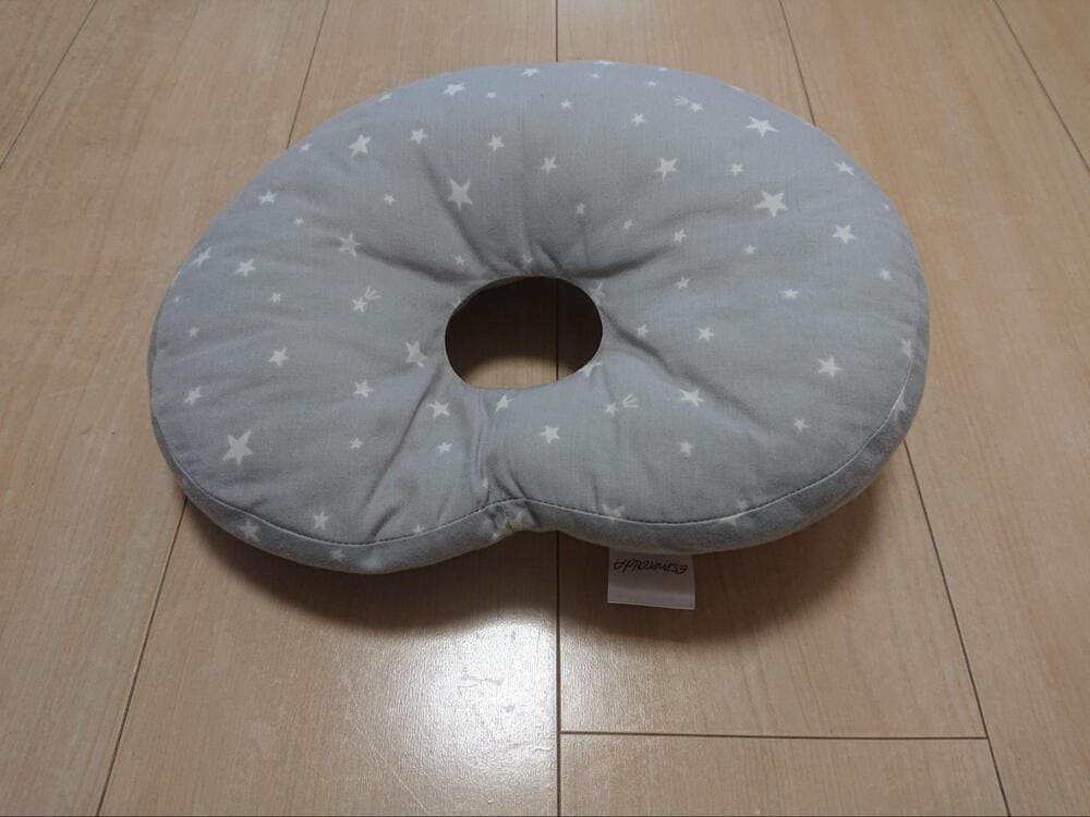 エスメラルダ ドーナツ枕　口コミ