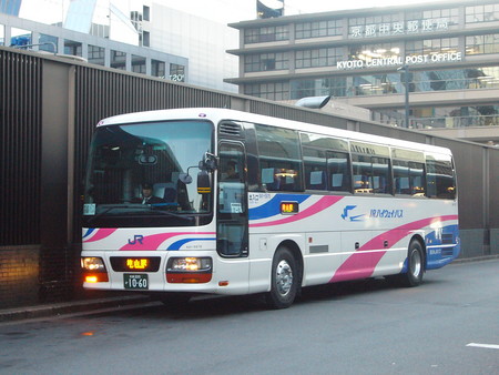 西日本JRバス641-5975/いすゞガーラ(KL-LV774R2・2005)