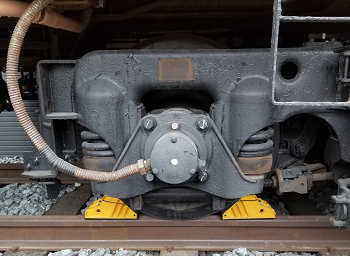 手歯止め・ハンドスコッチとは？ 鉄道に残された極めてアナログ