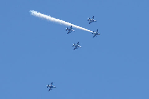 ブルーインパルス