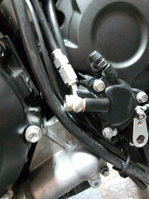 ZX14R クラッチホース交換 - Kado333のブログ