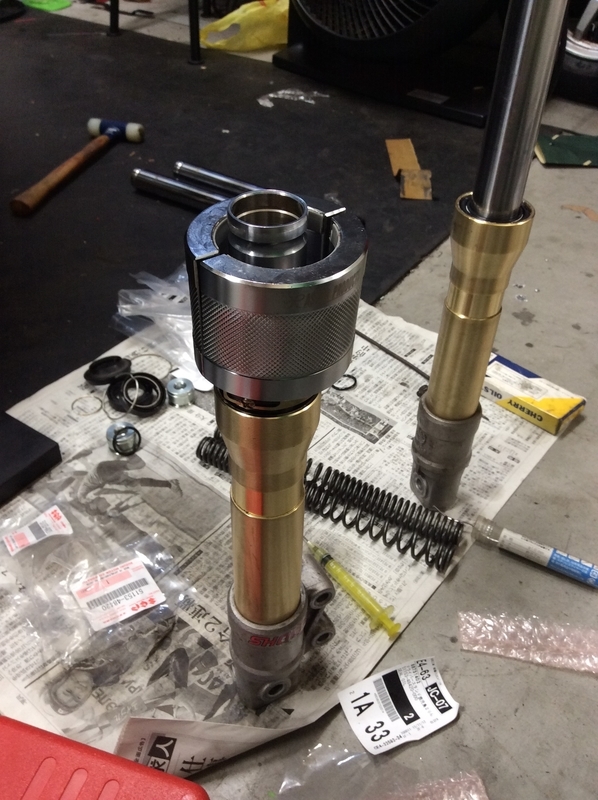 スズキZZ(CA1PB) フロントフォークOH その3 - Kado333のブログ