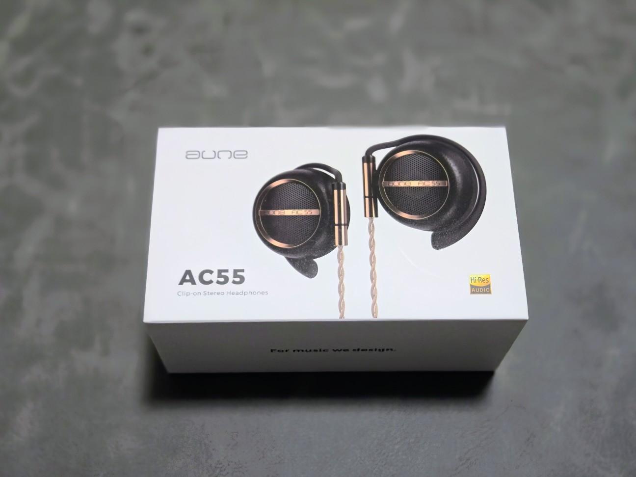 aune audio AC55 レビュー︰懐かしい耳掛けが現代型に進化したオープン