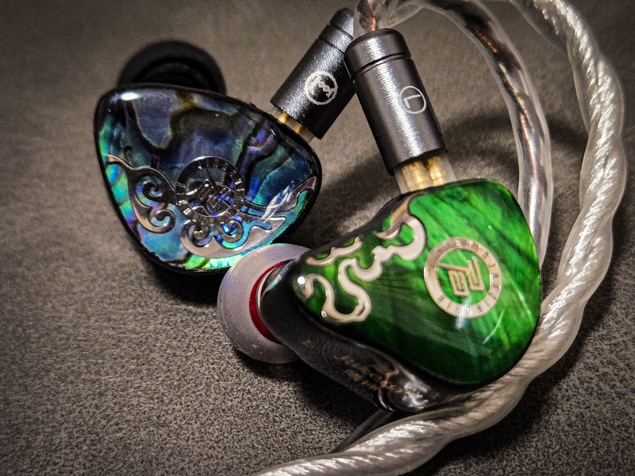 JUZEAR x Z Reviews Defiant(鳴神) レビュー︰厚みのある低域と、刺激