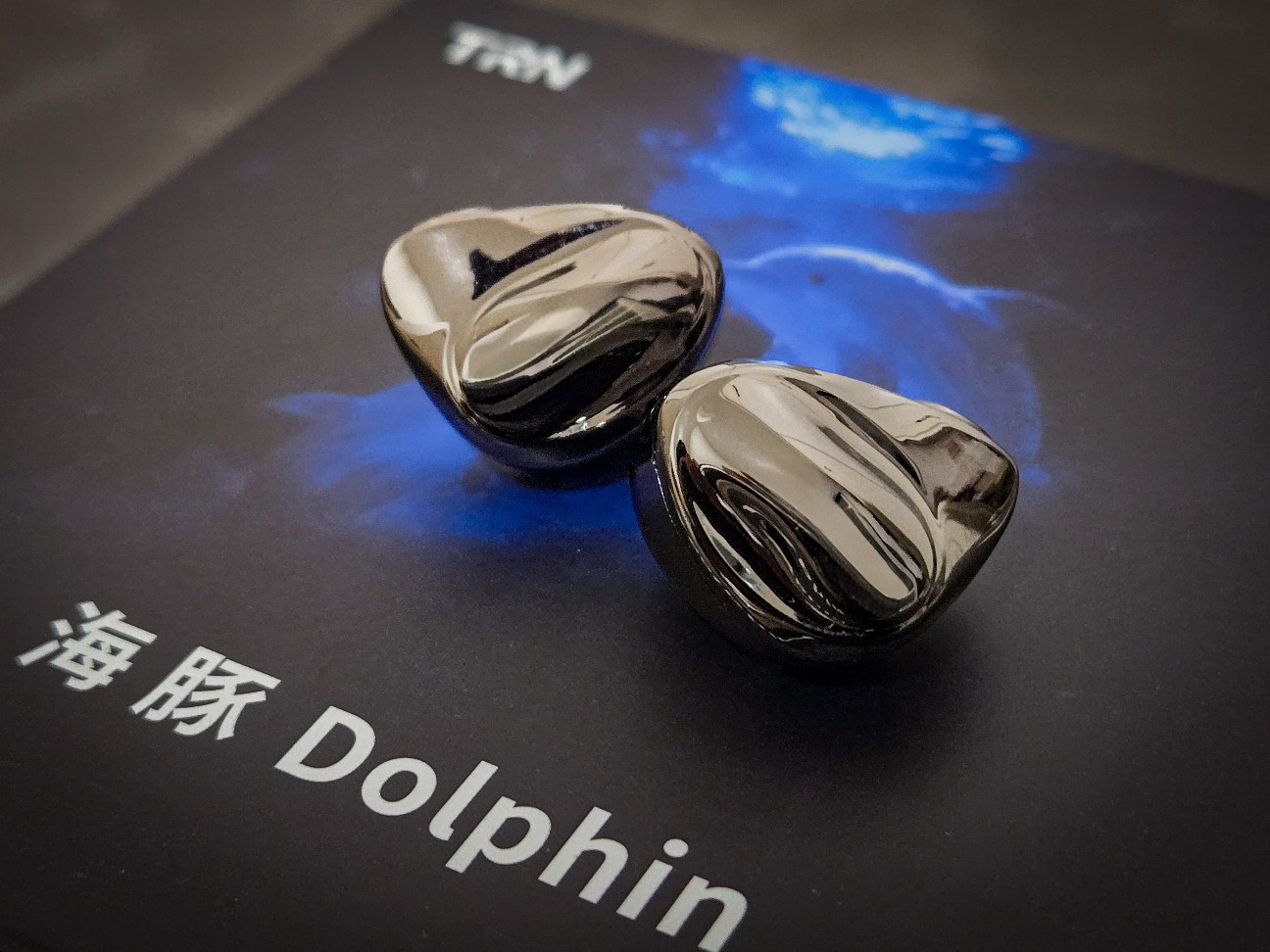 中華イヤホン　Super dolphin　6BA イヤホン本体のみ TRN Dolphin レビュー︰3,000円台でここまで来た。完成度が高すぎる