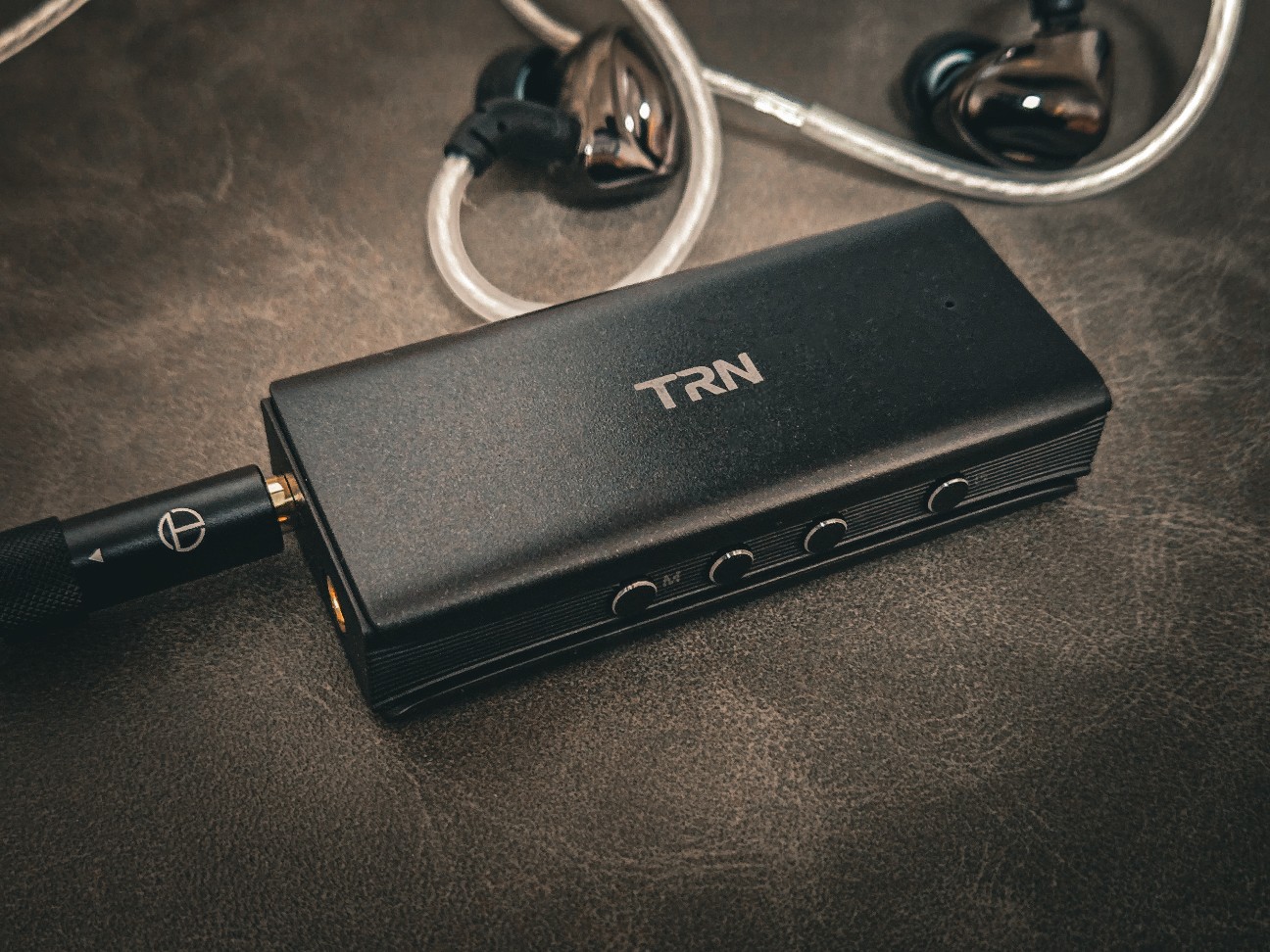 TRN WAVE レビュー︰CS43198デュアル搭載Bluetooth DACの完成度