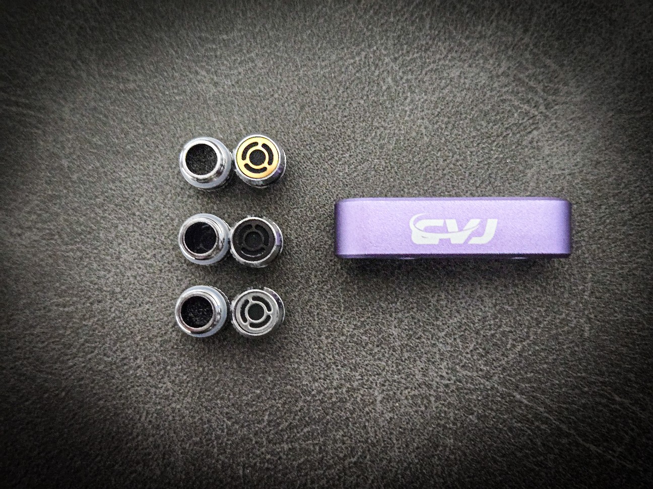 CVJ NOZOMI レビュー︰見た目だけじゃない。“遊べる本格派イヤホン