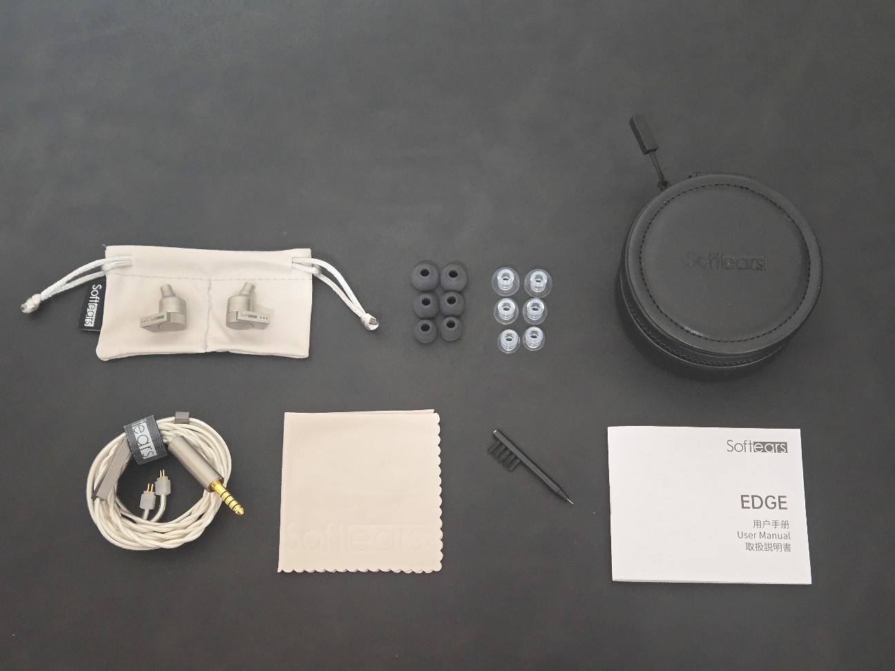 Softears Edge レビュー︰小型チタンシェルで聴く、太く深い低域