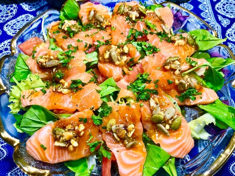 サーモンのカルパッチョを撮った写真