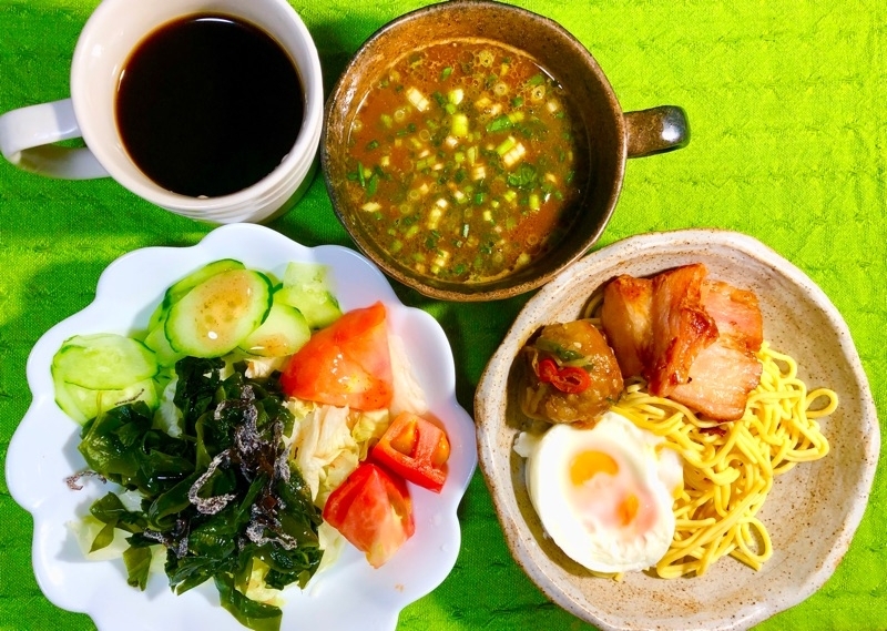 デリカーボのスパゲティ麺のつけ麺ランチを撮った写真