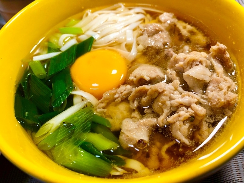肉うどんを撮った写真