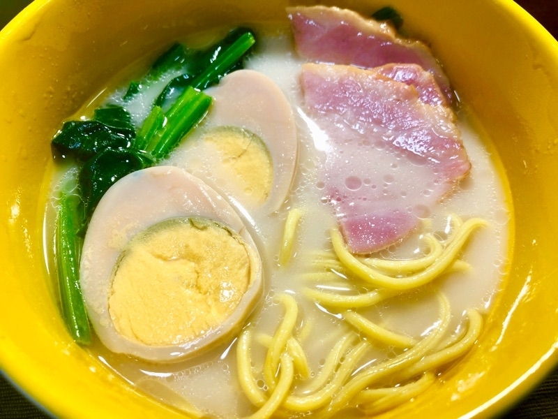 豚骨ラーメンを撮った写真