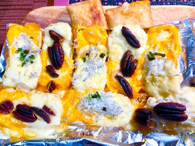 油揚げのチーズ焼きを撮った写真