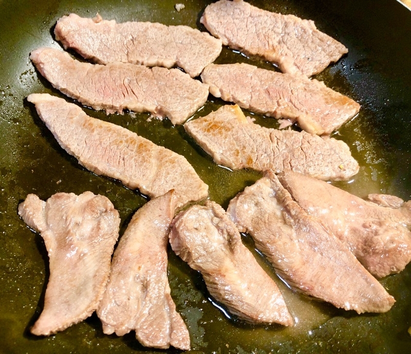 フライパン焼き肉を撮った写真