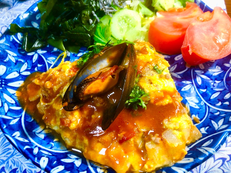 スパニッシュオムレツを取り分けて撮った写真