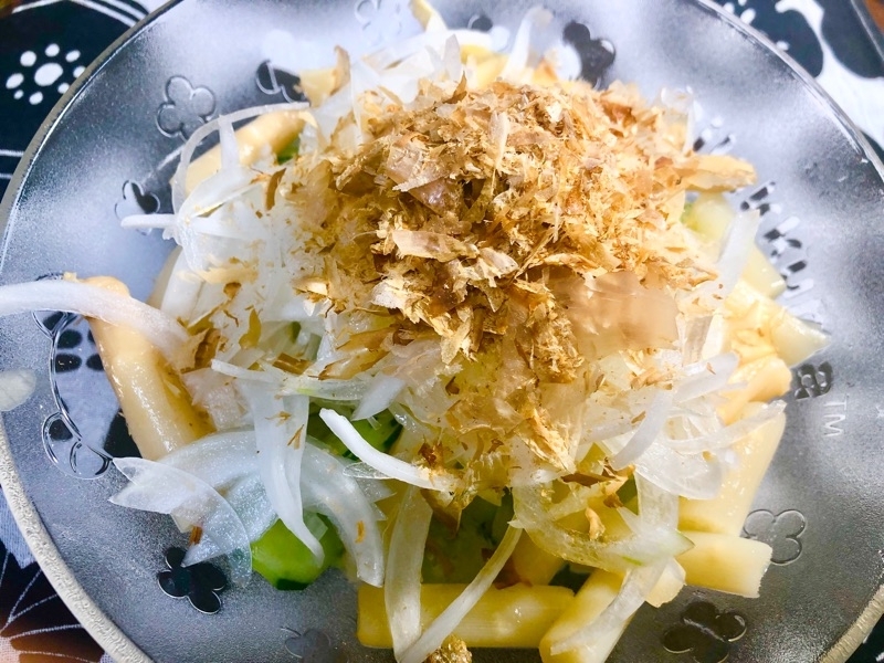 新玉ねぎのスライスサラダを撮った写真