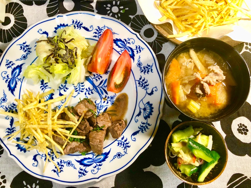 本日の夕食を撮った写真